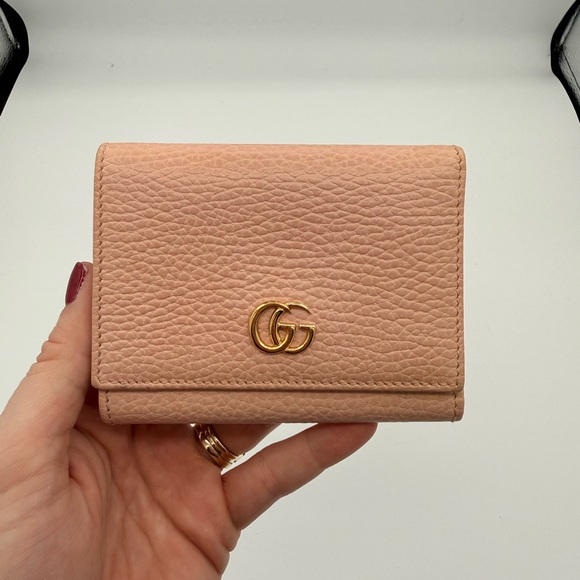 Gucci Pink Leather Compact Wallet - Picture 1 of 9